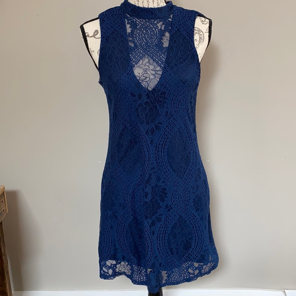 Navy dress size small